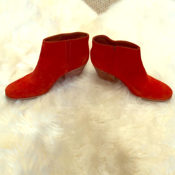 Rachel Comey Shoes - Suede booties